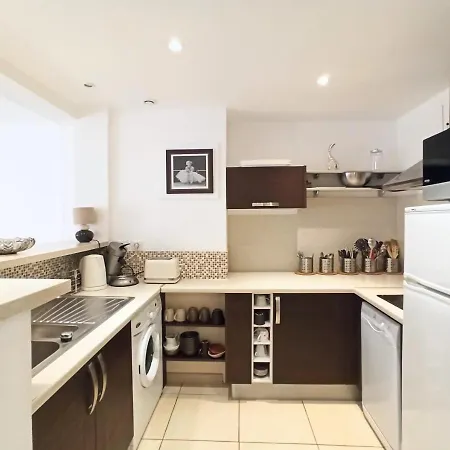 Viva Riviera 2 Bedrooms 2 Bathrooms Rue Florian *