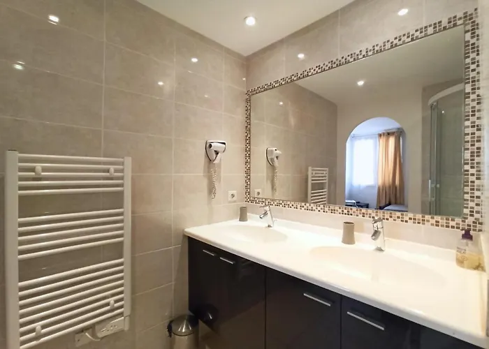 Apartament Viva Riviera 2 Bedrooms 2 Bathrooms Rue Florian